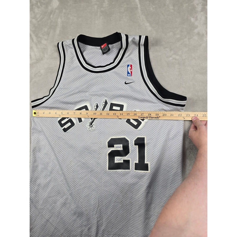 Vintage Nike San Antonio Spurs Tim Duncan NBA Jersey Mens L Silver Mesh 21 *Read - Picture 10 of 16